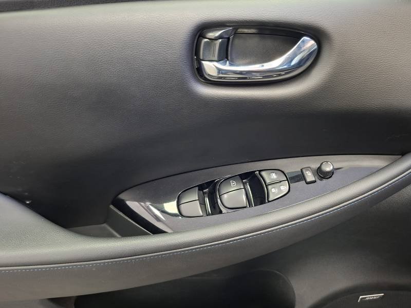 Nissan Leaf - Photo 29