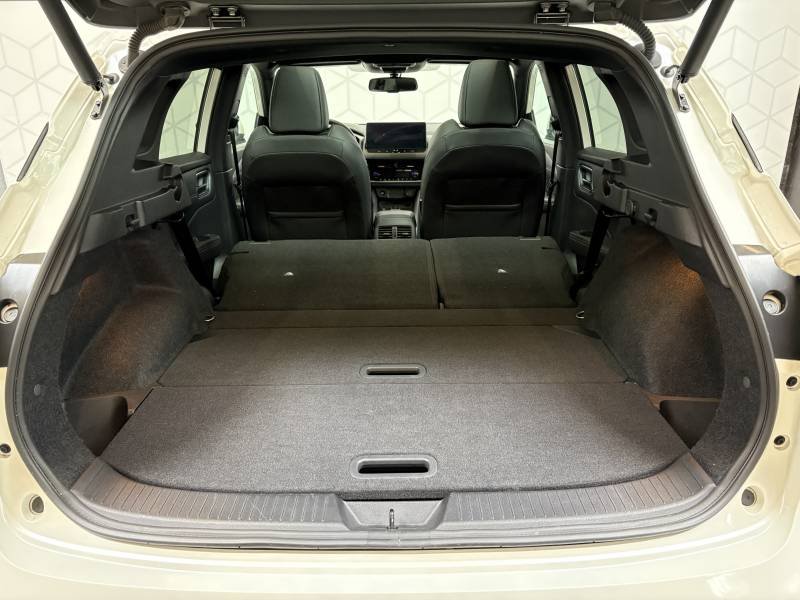 Nissan Qashqai - Photo 11