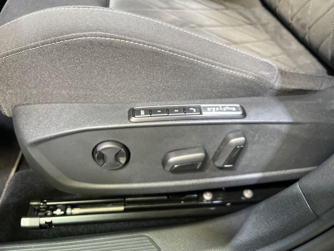 Volkswagen Golf - Photo 14