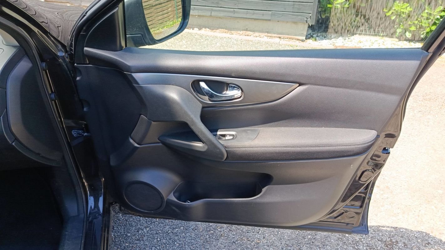 Nissan Qashqai - Photo 24