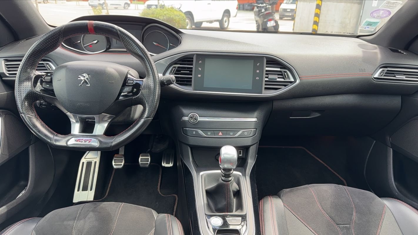 Peugeot 308 - Photo 11