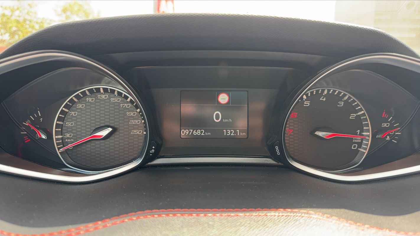 Peugeot 308 - Photo 12