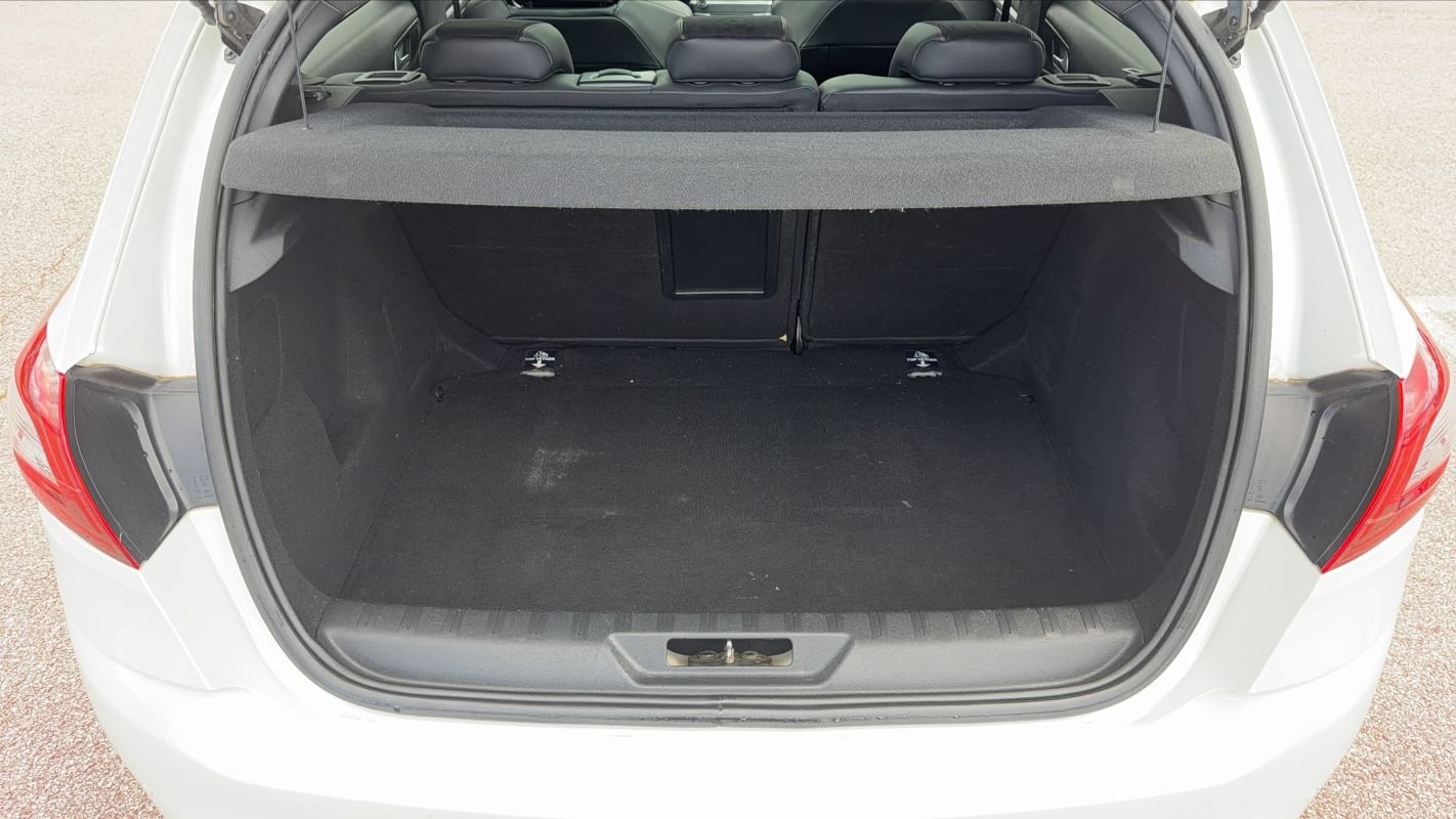 Peugeot 308 - Photo 14