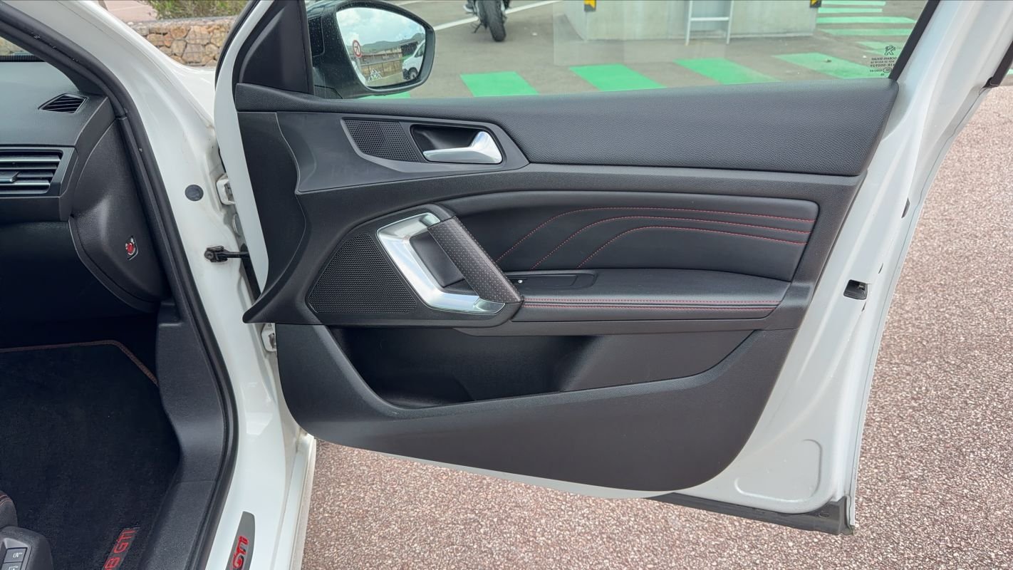 Peugeot 308 - Photo 22