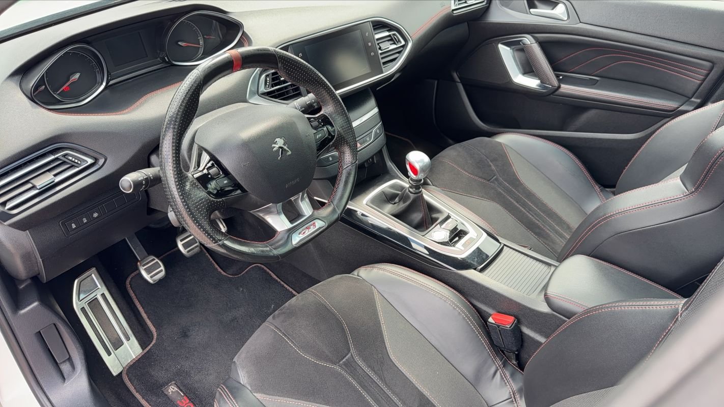 Peugeot 308 - Photo 8