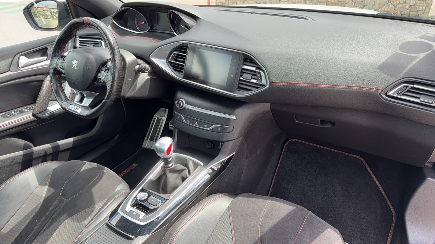 Peugeot 308 - Photo 10