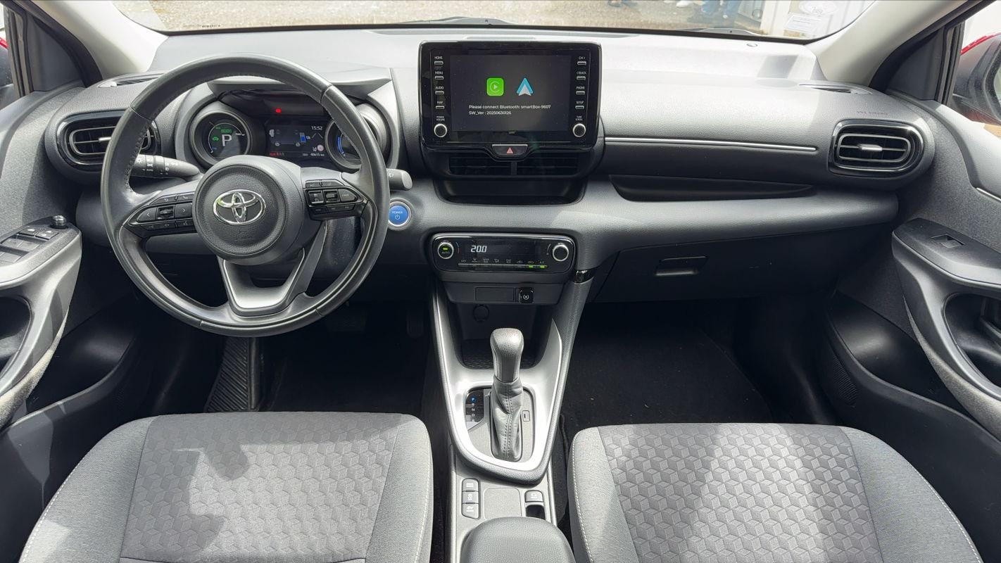 Toyota Yaris - Photo 11