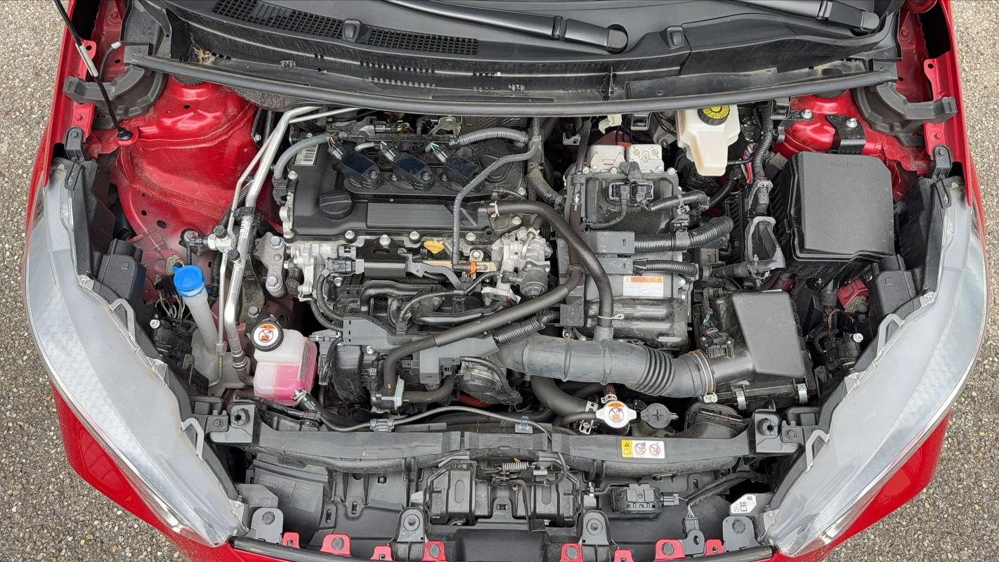Toyota Yaris - Photo 15