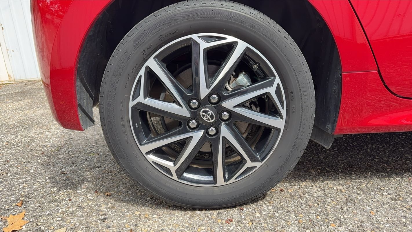 Toyota Yaris - Photo 16