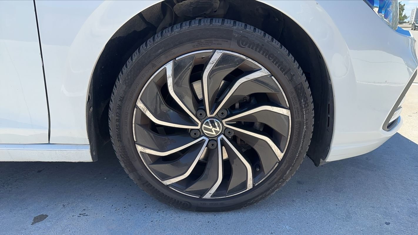 Volkswagen Golf - Photo 17