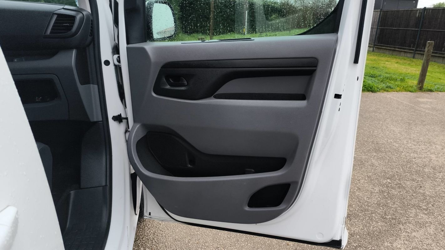 Citroën Jumpy - Photo 22