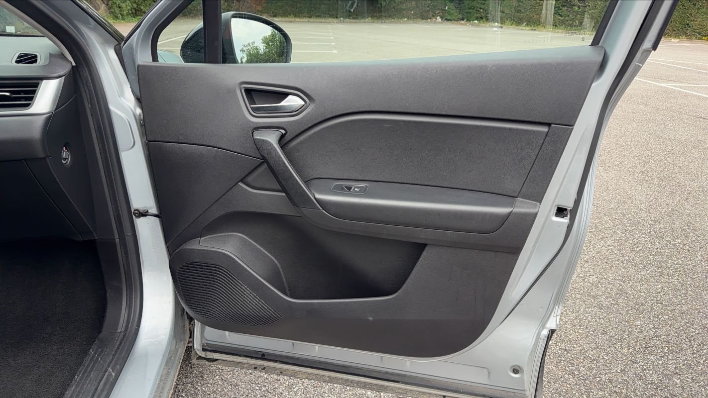Renault Captur - Photo 22