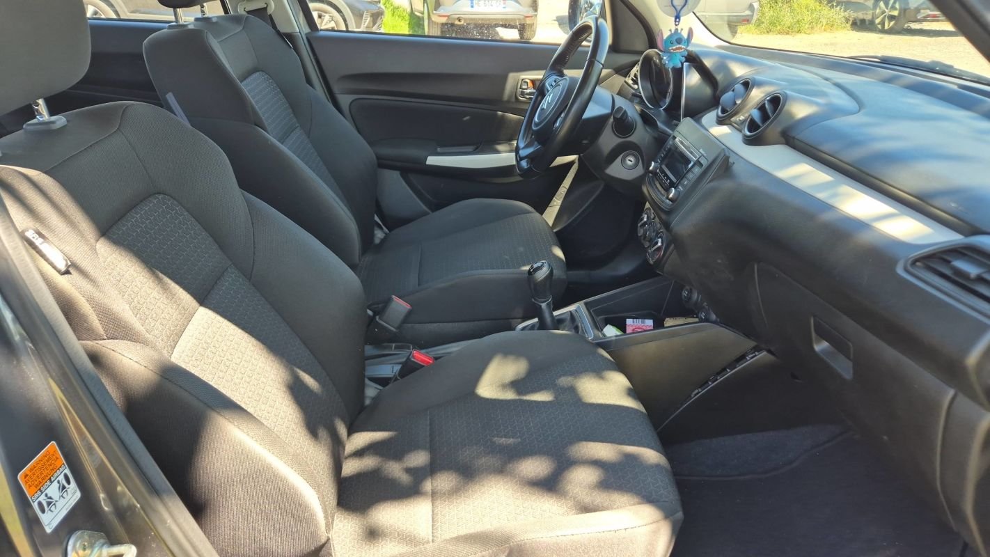 Suzuki Swift - Photo 27