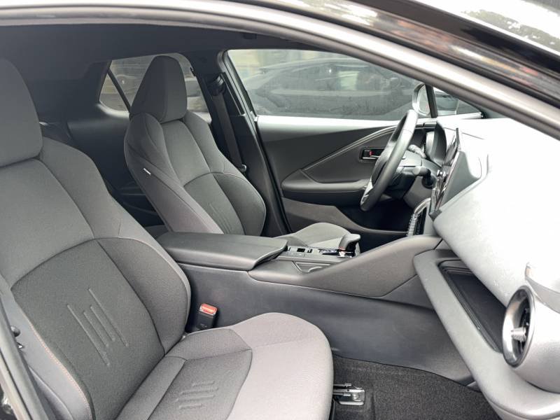 Toyota C-HR - Photo 12