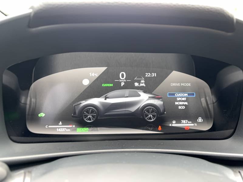 Toyota C-HR - Photo 21