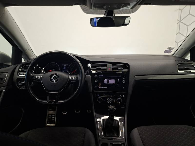 Volkswagen Golf - Photo 11