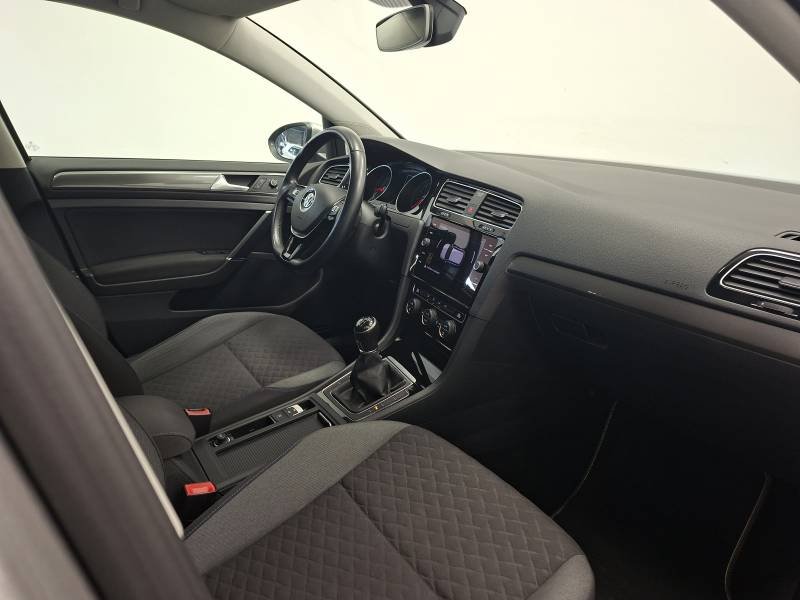 Volkswagen Golf - Photo 12