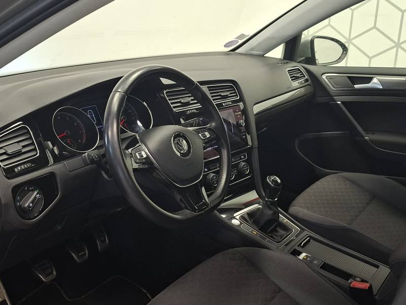 Volkswagen Golf - Photo 10