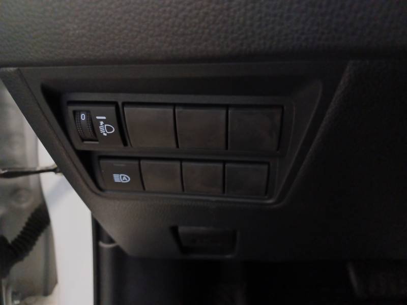 Toyota Yaris - Photo 18