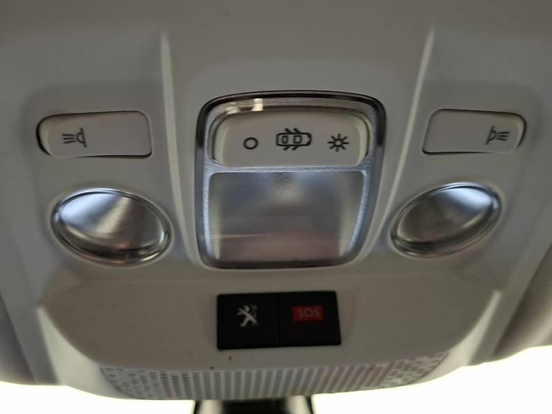 Peugeot 2008 - Photo 24