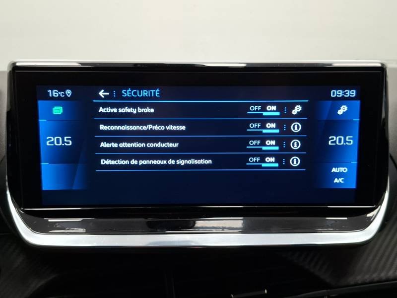 Peugeot 208 - Photo 25