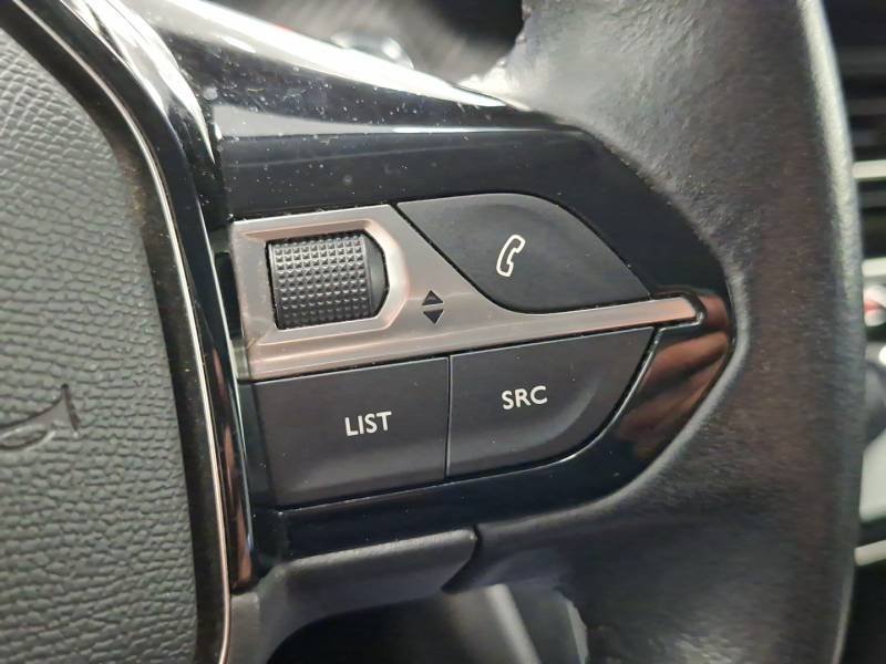 Peugeot 208 - Photo 29