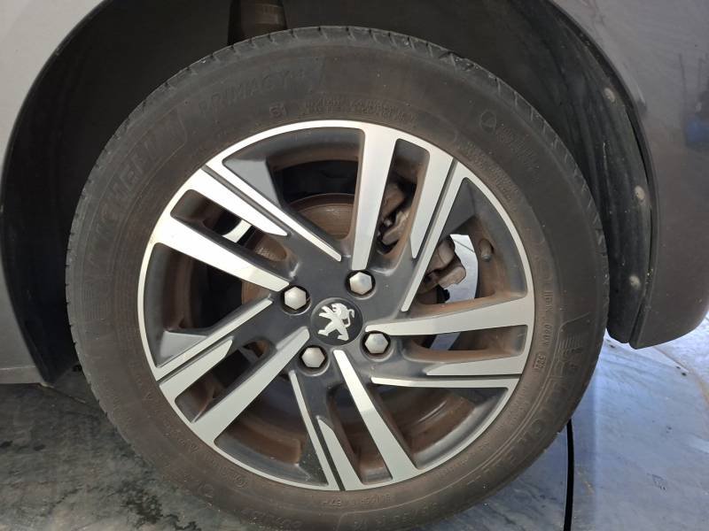 Peugeot 208 - Photo 32