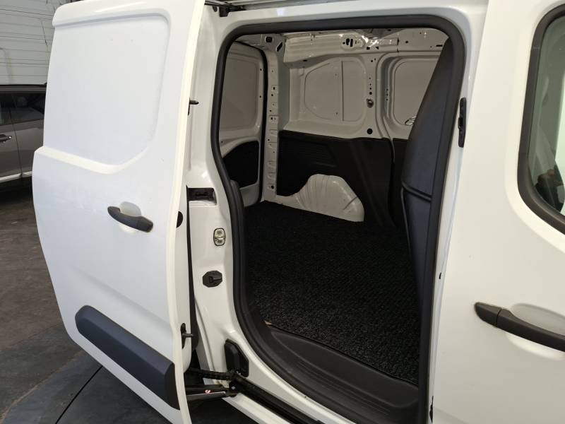 Peugeot Partner - Photo 12