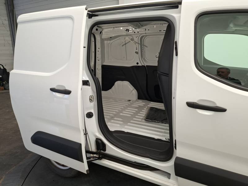 Peugeot Partner - Photo 12