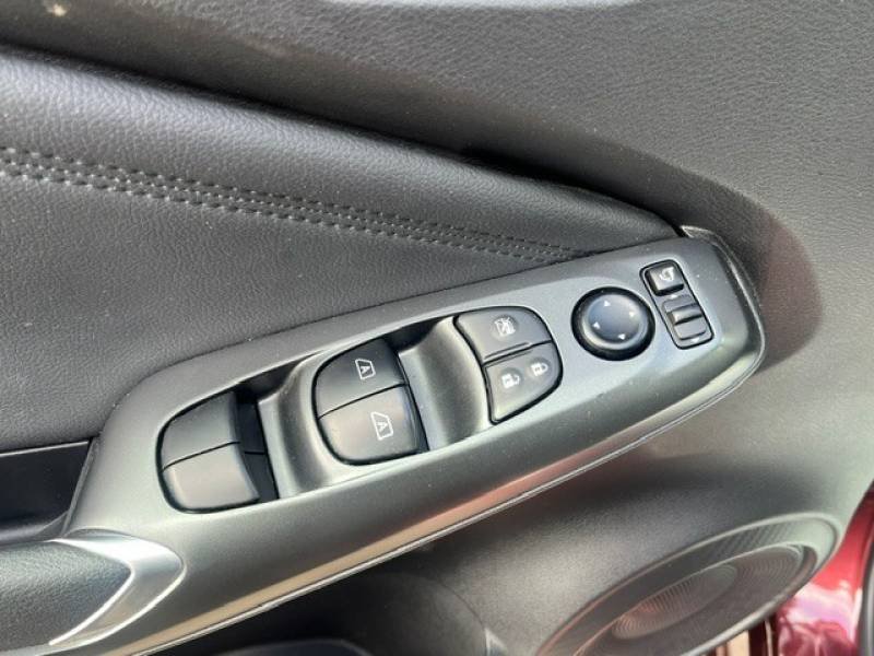 Nissan Juke - Photo 16