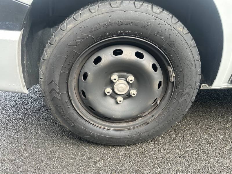 Nissan Primastar - Photo 11