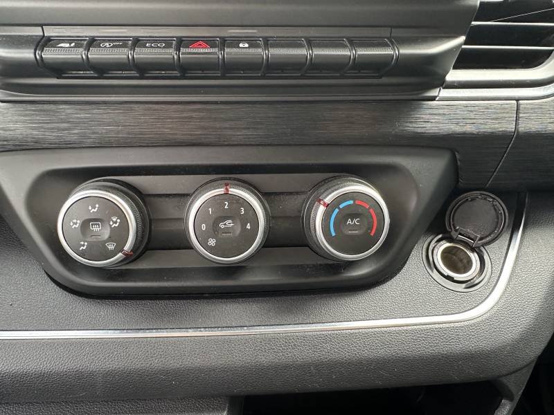 Nissan Primastar - Photo 23