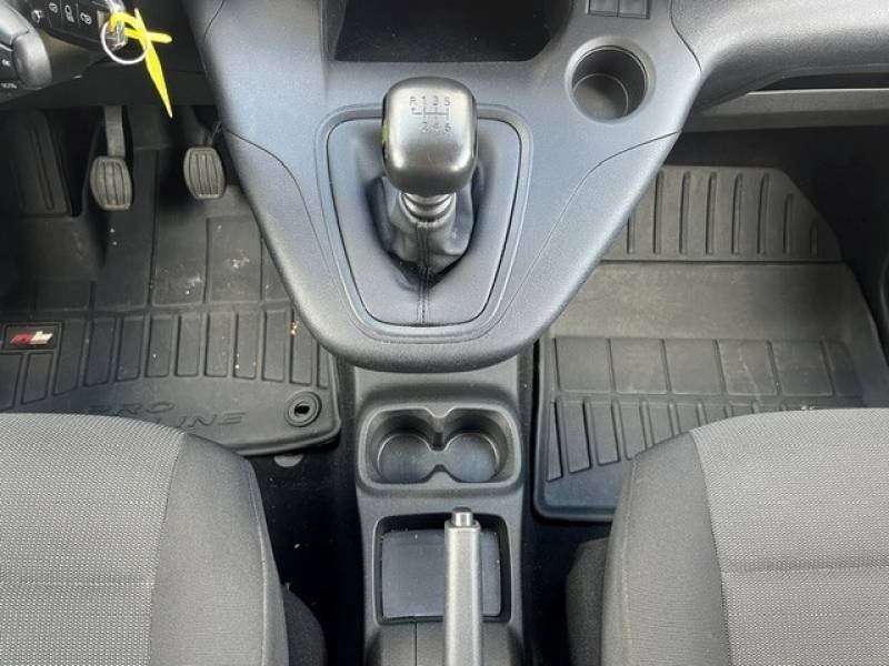 Peugeot Rifter - Photo 18