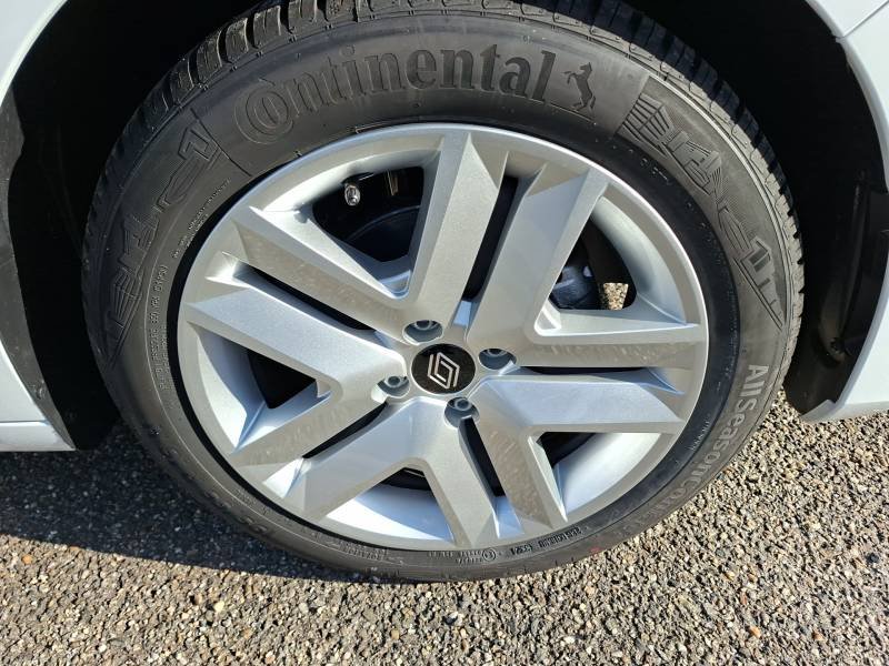 Renault Clio - Photo 15