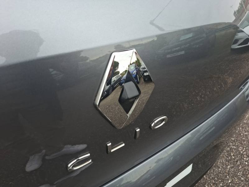 Renault Clio - Photo 22