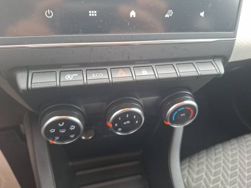 Renault Clio - Photo 28