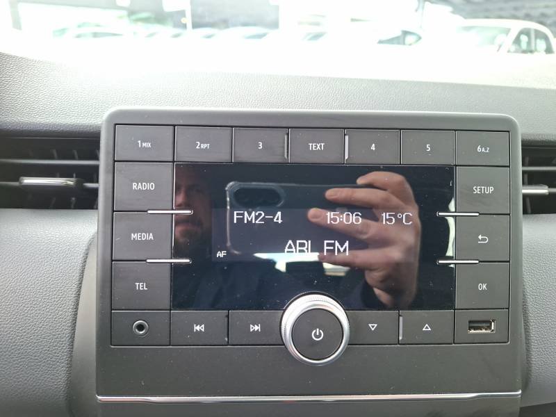 Renault Clio - Photo 29