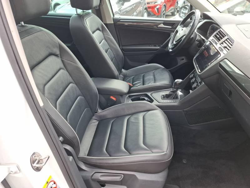 Volkswagen Tiguan - Photo 11