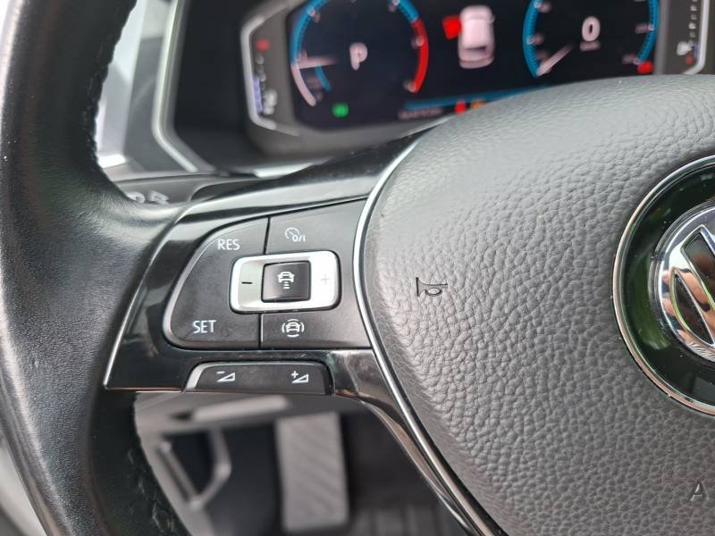 Volkswagen Tiguan - Photo 14