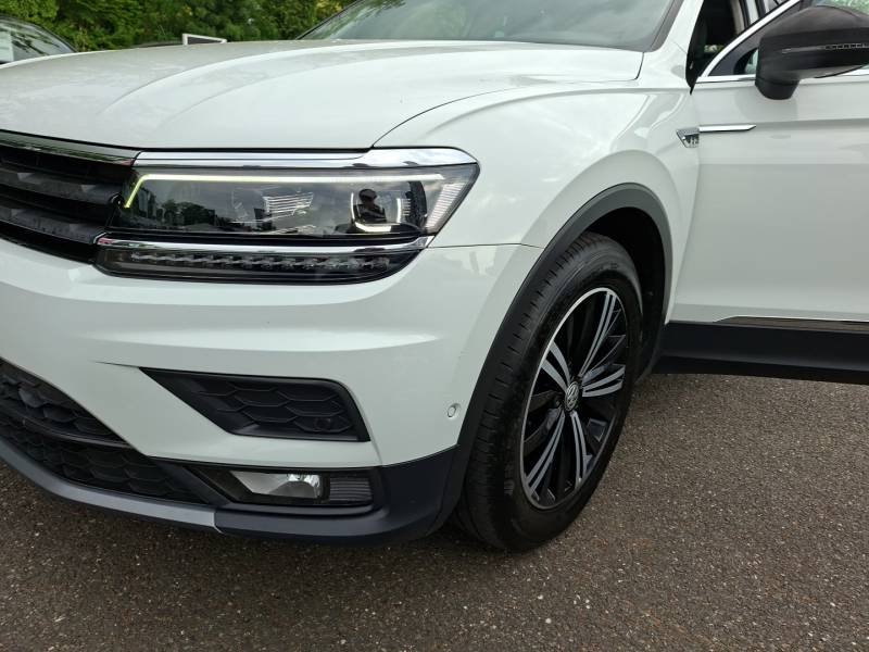 Volkswagen Tiguan - Photo 22