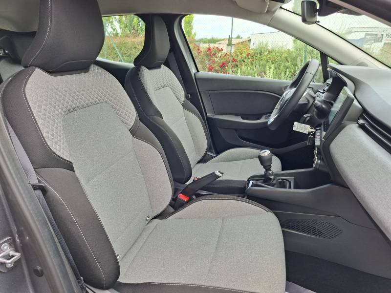 Renault Clio - Photo 25