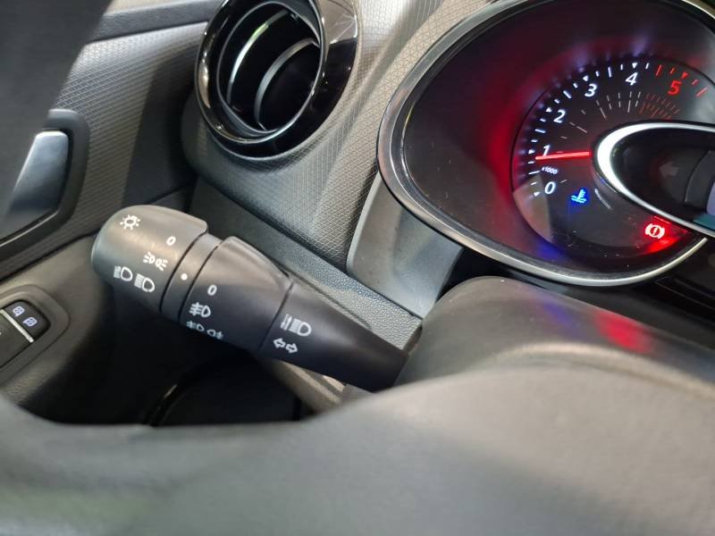Renault Clio - Photo 17