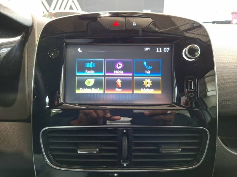 Renault Clio - Photo 23