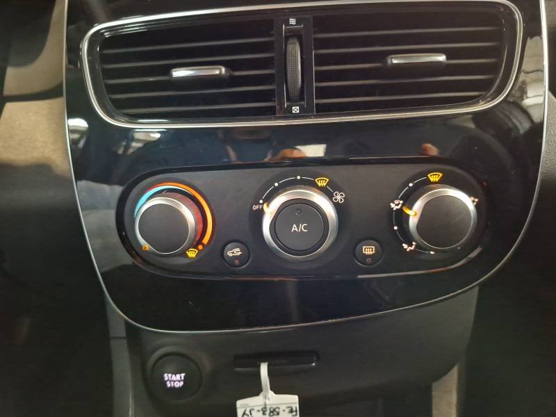 Renault Clio - Photo 24