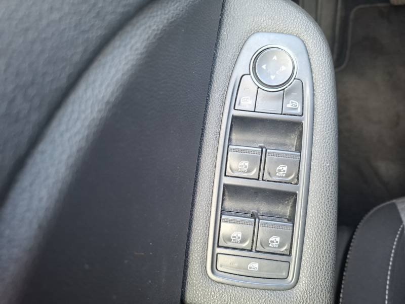 Renault Clio - Photo 18