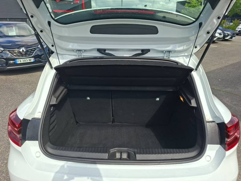 Renault Clio - Photo 24
