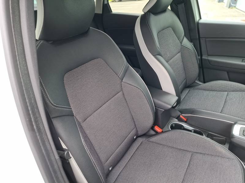 Renault Captur - Photo 17
