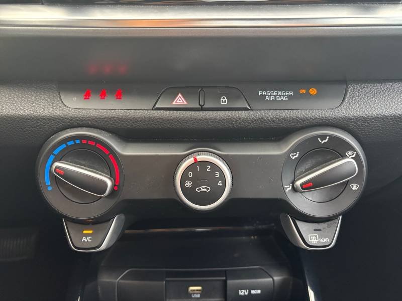 Kia Stonic - Photo 24