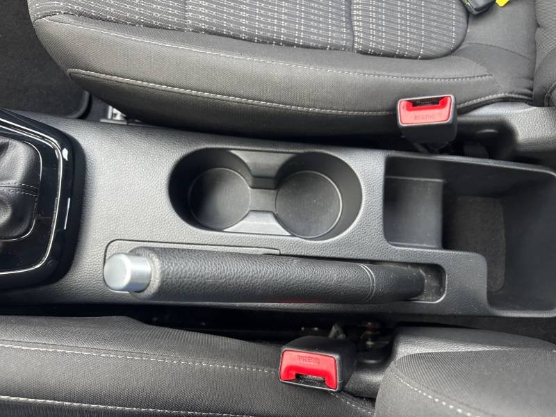 Kia Stonic - Photo 31