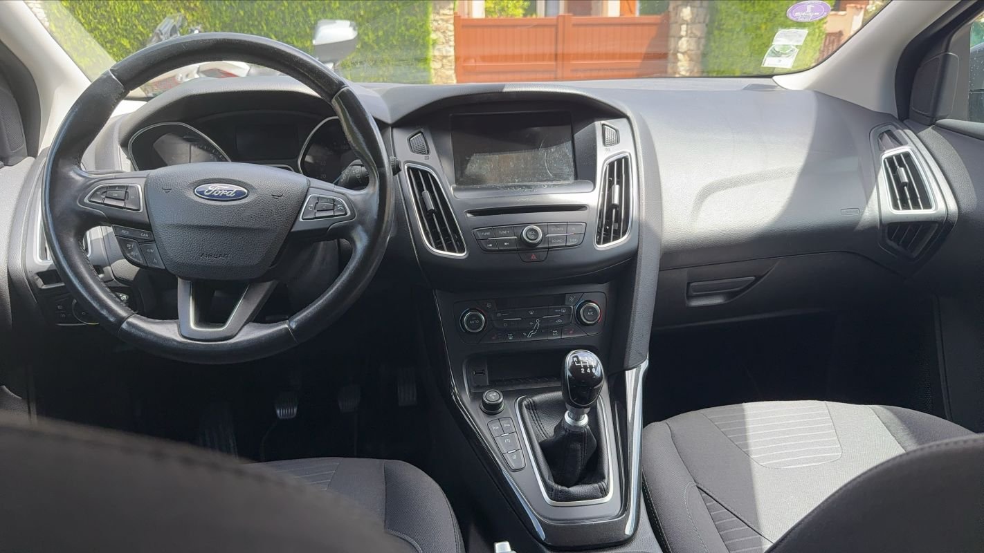 Ford Focus - Photo 11